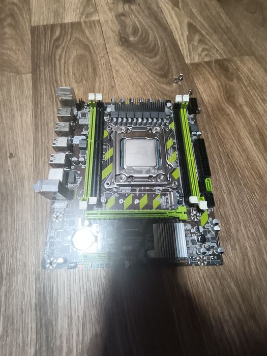 Материнська плата X 79 і процесор 2650V2  16 GB GDDR 3