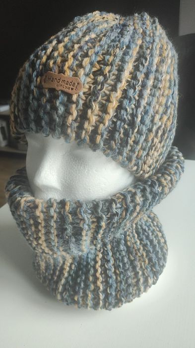 Komplety dziergane recznie