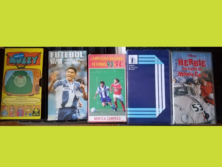 "O Pátio das cantigas" e outros VHS