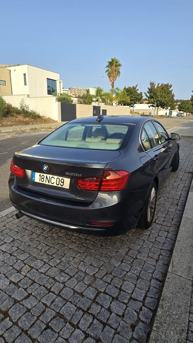 BMW 320d F30 N47 2012 — photo 3