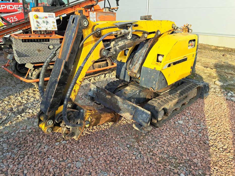 Robot wyburzeniowy Brokk 180