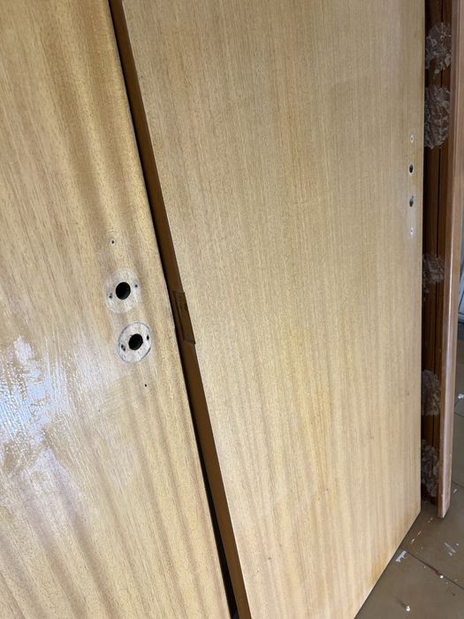 Vendo 2 portas e um aro
