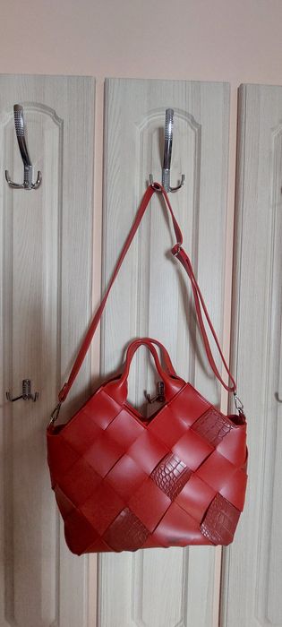 Сумка жіноча червона