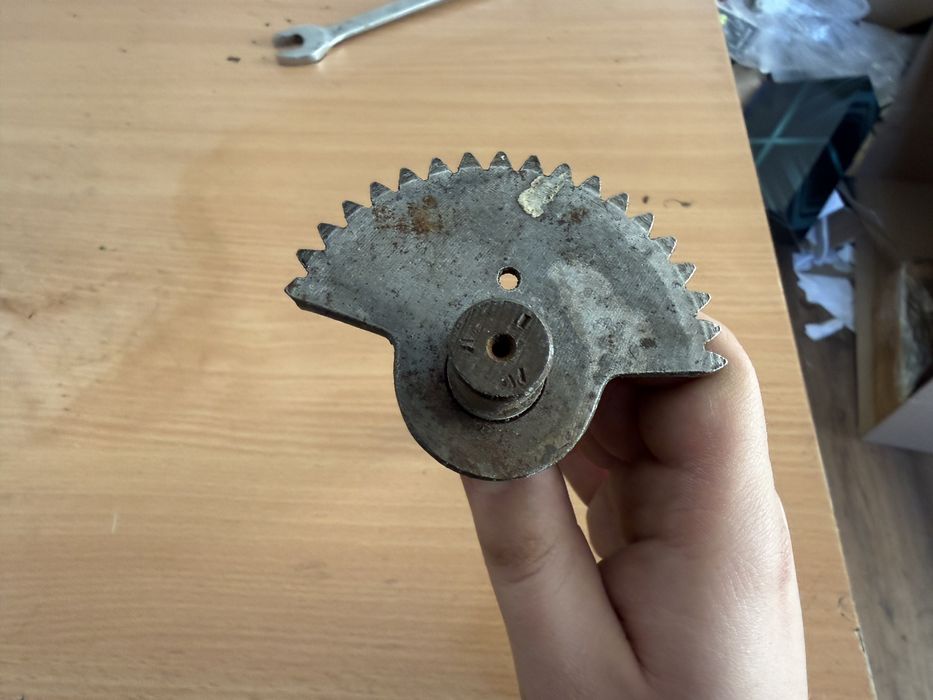 Wałek ośka startera Simson S50 Schwalbe SR4-1, SR4-2 org DDR wysyłka