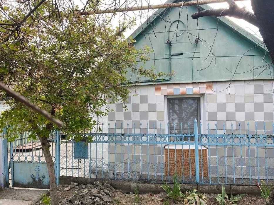 (13) Продам будинок в центрі Малодолинського