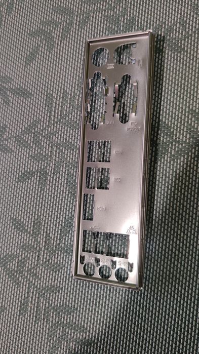 Komputer SSD 256+8GB DDR3+DVD+INTEL i3-4160+Grafika