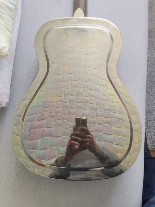 Gitara rezonansowa Harley Benton