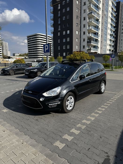 Ford S-Max