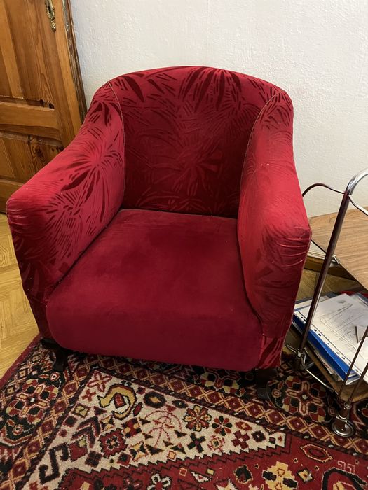 Kanapa w kolorze czerwonym + fotel