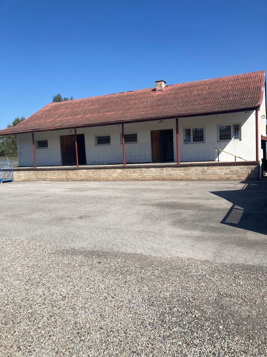 Magazyn 200 m² do wynajęcia – 10 minut od Kielc
