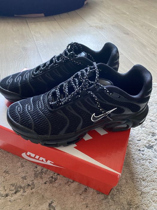 Продам кросовки Nike