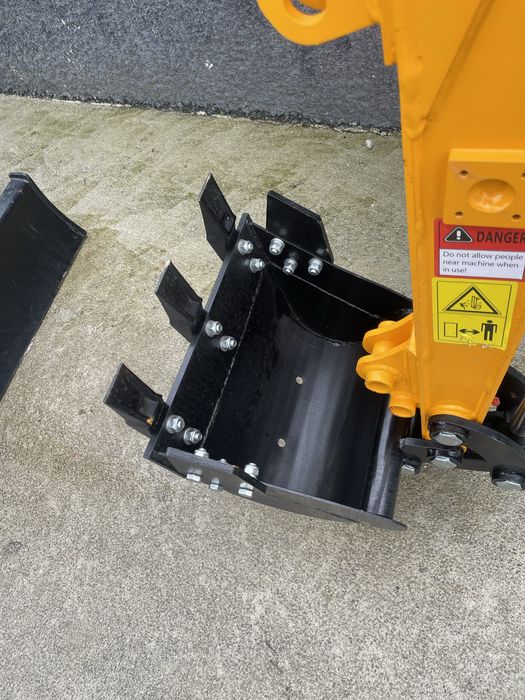 Escavadora giratoria 1000 kg diesel (novas)