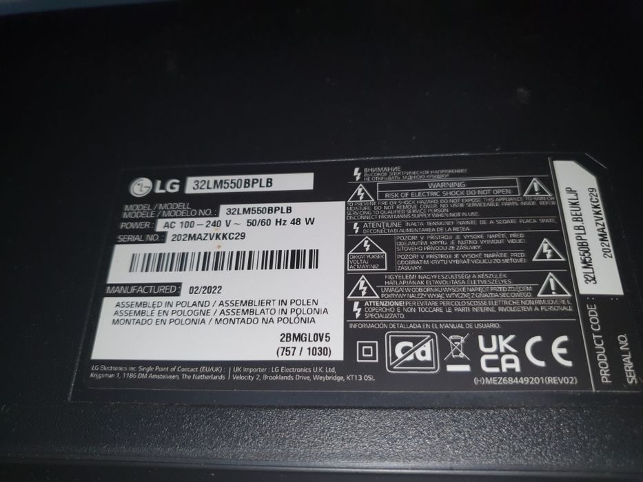 placa de alimentação retirada de tv com ecra partido