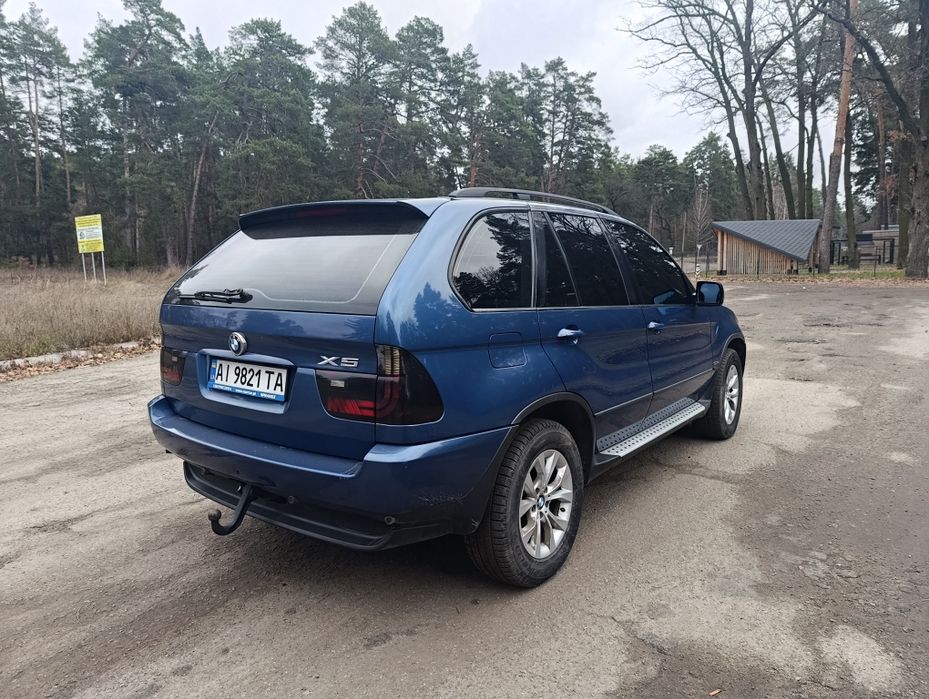 Продається BMW X5 2001 року
