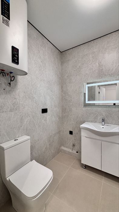 Квартира з НОВИМ ремонтом з індівідуальним газовим опаленням