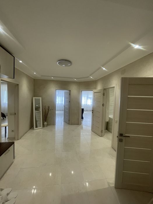 Продаж ЖК Аквамарин пр. Берестейський 131-а 2 к кв. площа 81,2 м