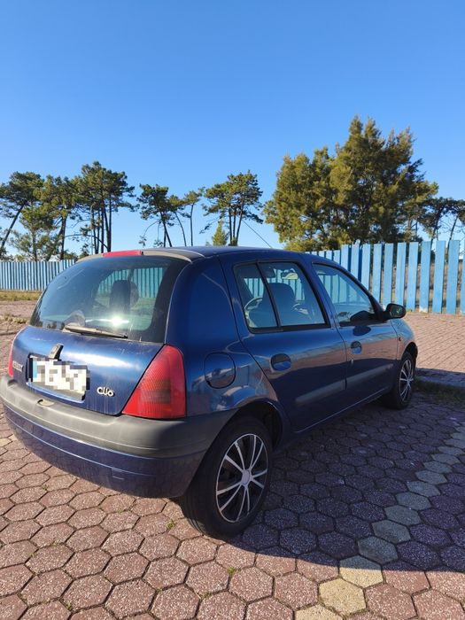 Renault Clio II  1.2 Gasolina 1999