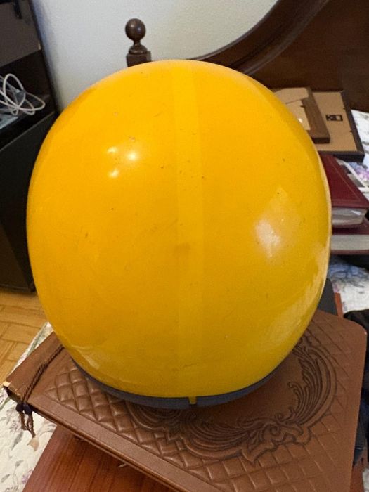 Capacete Vintage Anos 70 Amarelo – Clássico