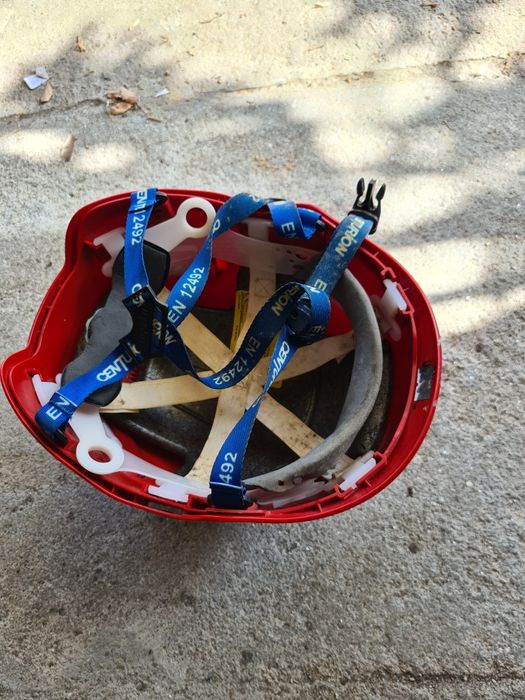 Capacete de trabalho certificado profissional