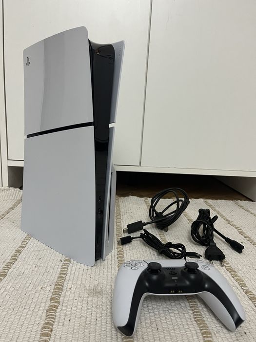 PlayStation 5 Slim 1TB – Najnowsza wersja! Stan jak nowy + gwarancja!