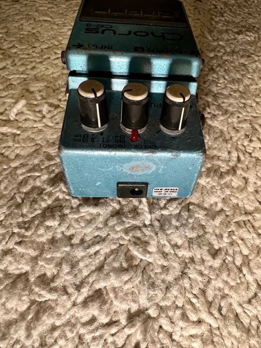 Boss chorus CE-3
