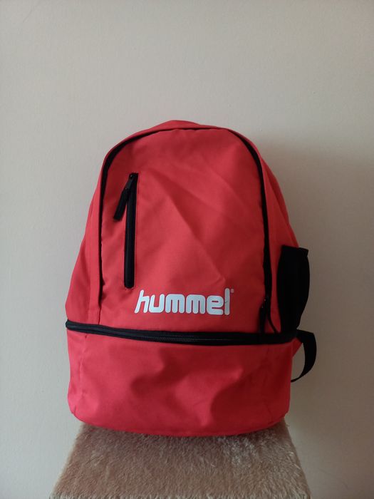 Czerwony oryginalny plecak hummel na co dzień lub na basen