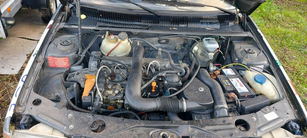 Peugeot 205 1.8 diesel bom estado