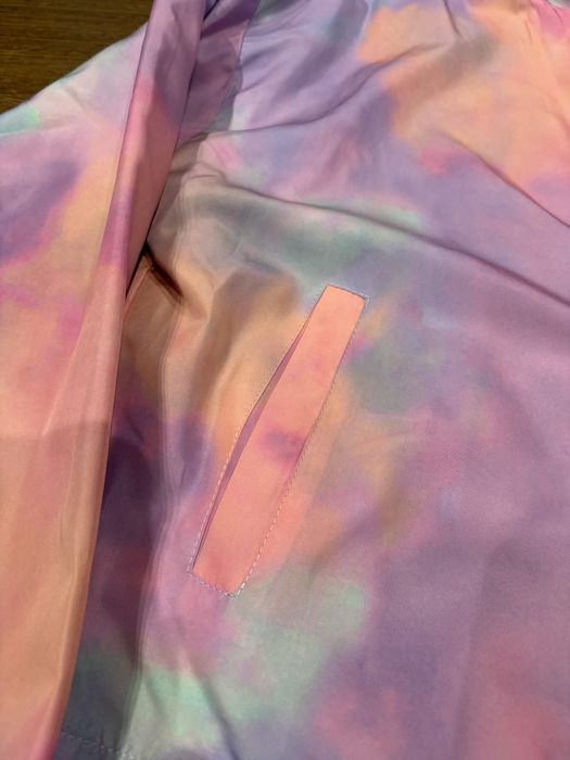 Casaco curto com capuz – tons pastel Tiffosi