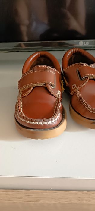Calçado menino usado em bom estado