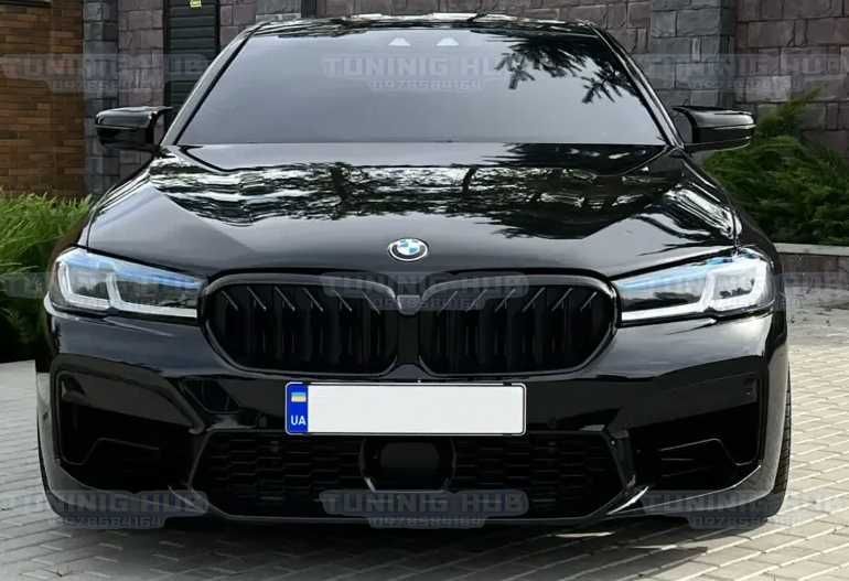 Комплект рестайлінгу BMW G30 M5 F90 комплект рестайлинг обвіс бмв лого