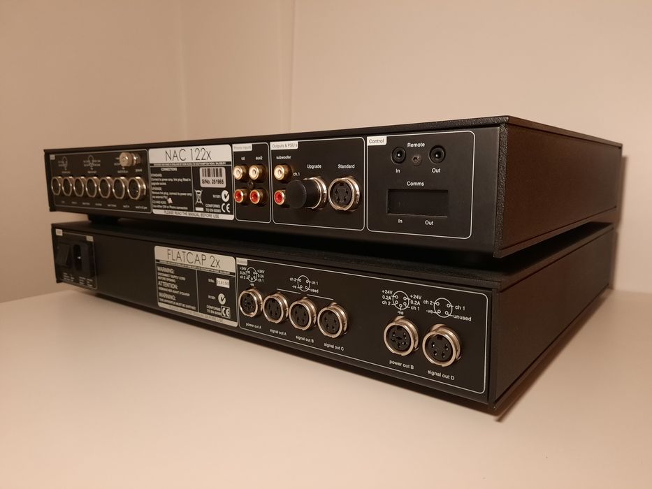 Naim NAC 122X e Flatcap 2X pré-amplificador + fonte de alimentação