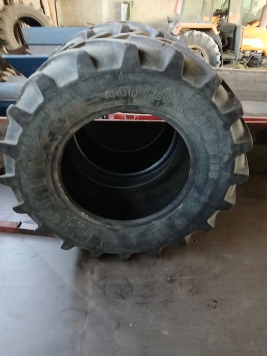 Pneus Michelin pouco usados