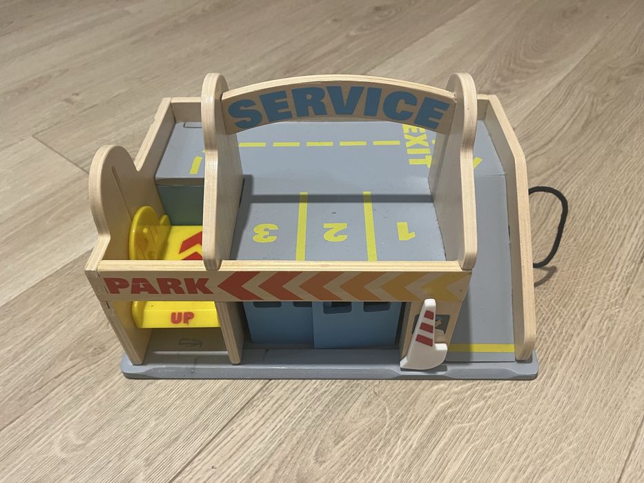 Garaz myjnia drewniana dla dzieci