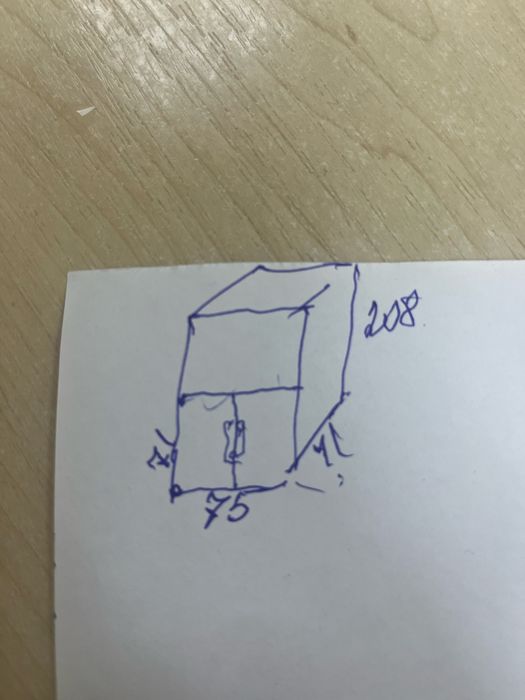 Шафа зі склом для магазину