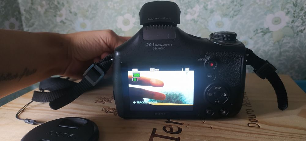 Cyber-shot Sony 20.1 megapixels