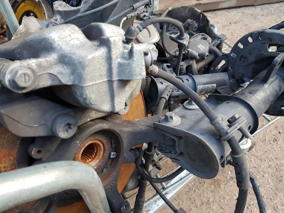 Charriot peugeot 208 II 2019-2024 Triângulo braços de suspensão Manga