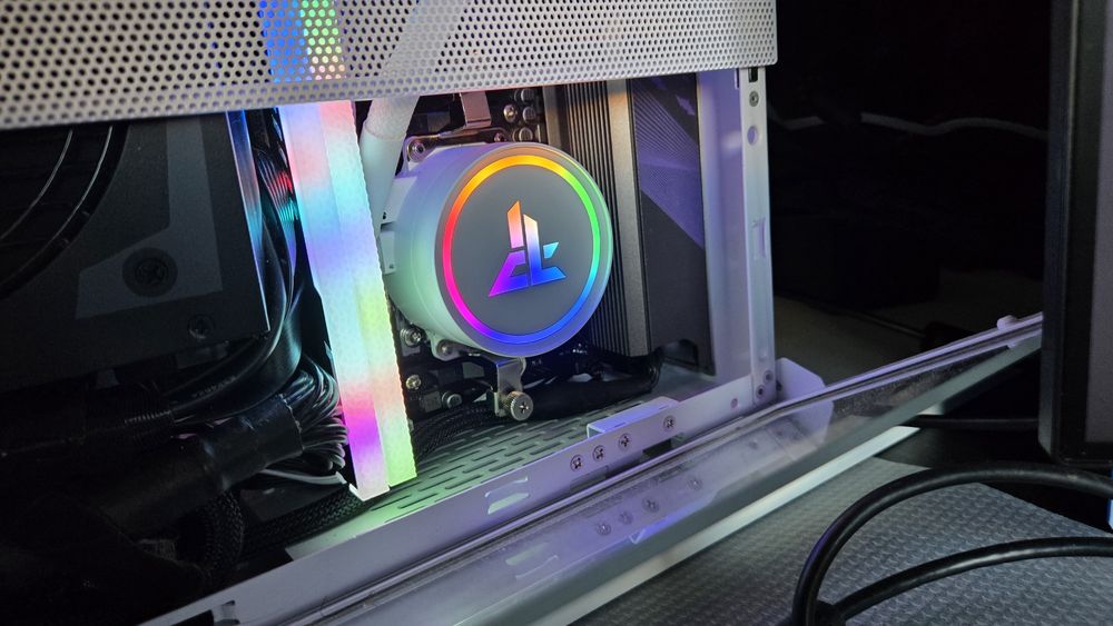 Mini PC Gaming ITX Ryzen 5 8500G + 2070 Super + 16Gb DDR5! + 512Gb Nvme + RGBs