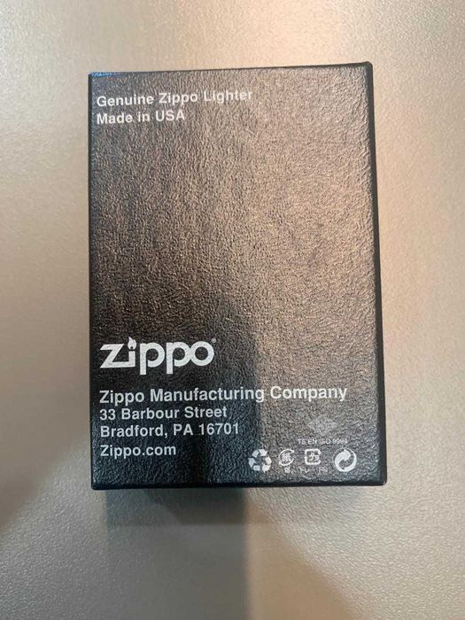Isqueiro Zippo Genuíno, (à prova de vento) modelo clássico em acabamento cromado ou metálico