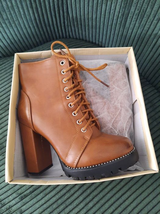 Buty, botki damskie rozmiar 37 camel