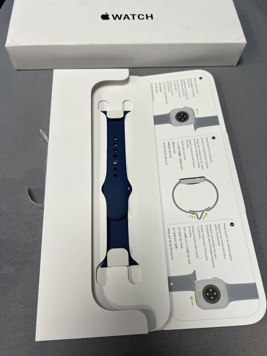 Ремешок на Apple Watch SE оригинал