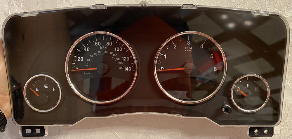 Панель приладів EVIC Jeep Compass Patriot MK