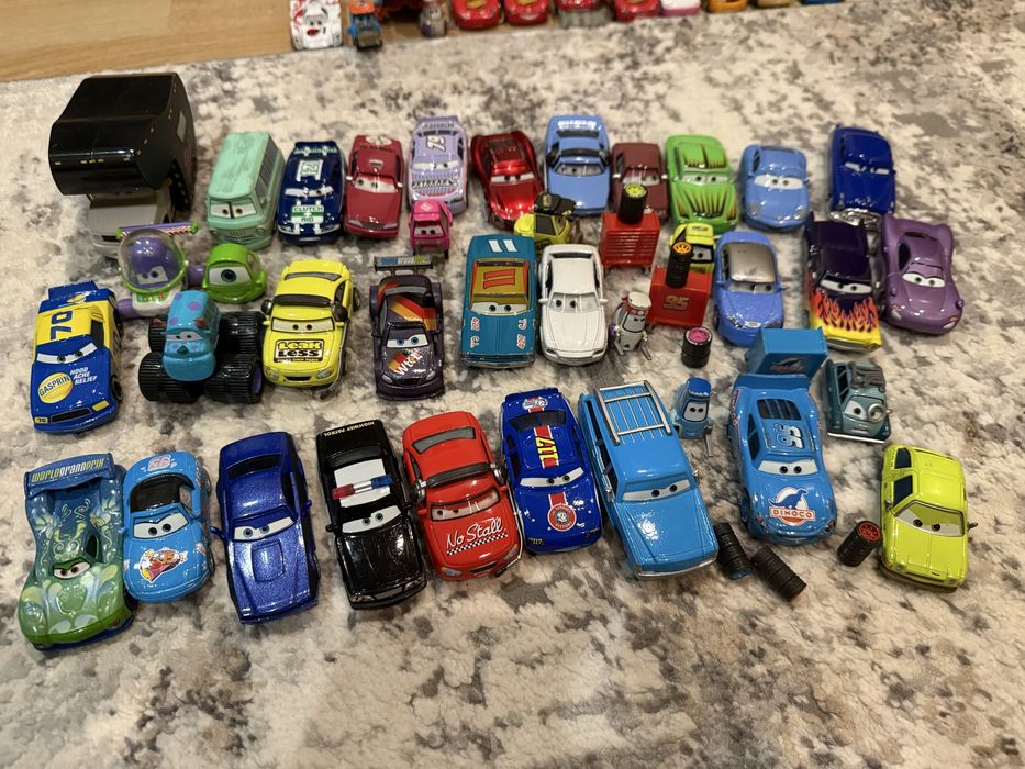 Carros de Filme Dos Carros ( Faisca McQueen )