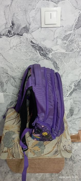 Рюкзак для дівчинки