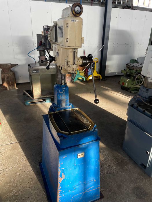 Engenho de furar EFI usado