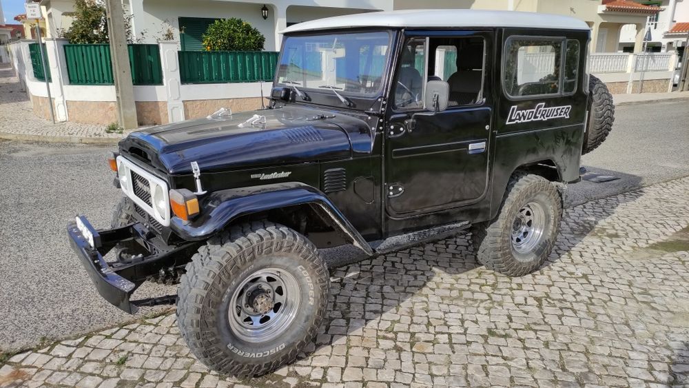 Toyota BJ 40 6L com ou sem cobertura