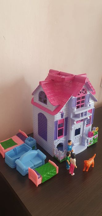 Іграшковий будинок