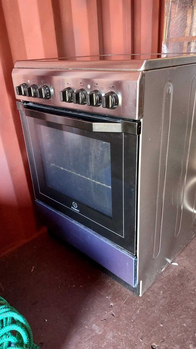 Fogão Elétrico Indesit - Livre Instalação