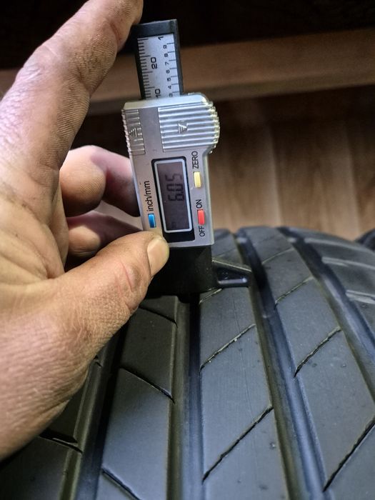 215/55/17 Bridgestone komplet Lato 6,5mm 2022r
