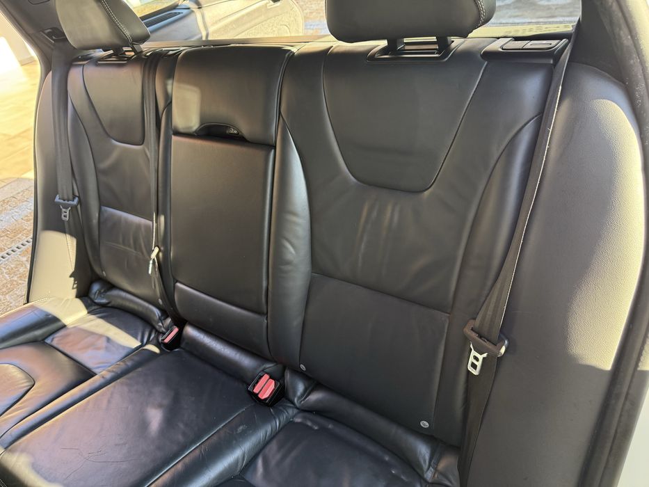 Volvo V60 D6 2.4 Plug In Hybrid AWD Summum