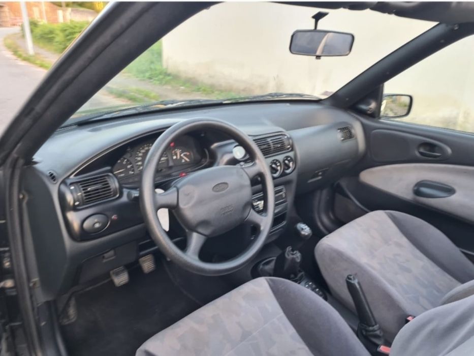 Ford escort cabrio 1.6 efi